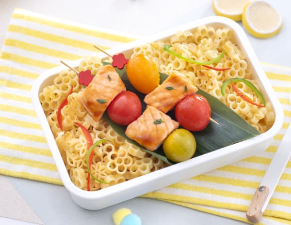 Salmon skewers pasta shells