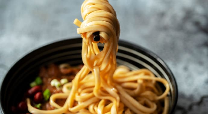 HOT  DRY NOODLES